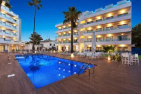 Metropolitan JUKA Playa Aparthotel