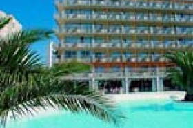 Playa Blanca Hotel